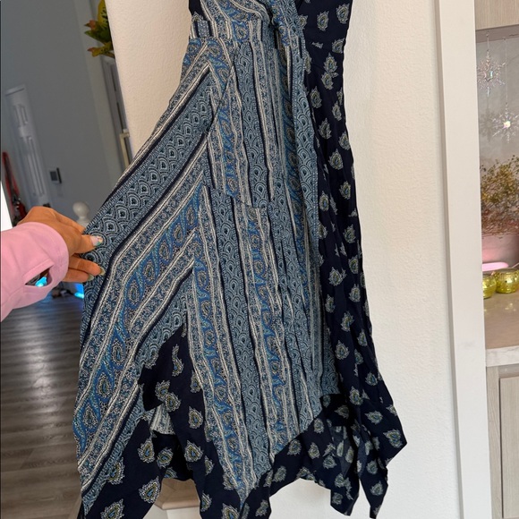 Maeve Asymmetrical Dress in Navy and Light Blue - Picture 4 of 5